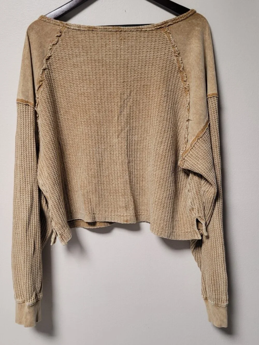 BDG Catskills Thermal Crop Top Y2K Grunge Distressed Raw Edge Waffle Tan L